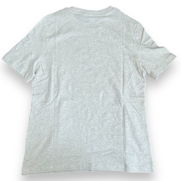 Reebok Women’s Gray T-Shirt with Pink Logo - Picture 2 of 4